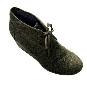 Tom’s Wedge Booties Green